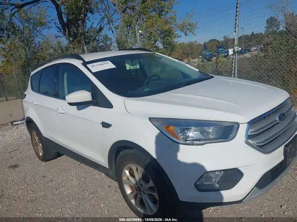 1FMCU0GD8JUA02546 2018 FORD ESCAPE - Image 1