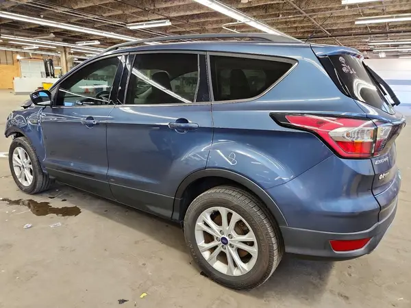 1FMCU0GD8JUA03857 2018 FORD ESCAPE - Image 2