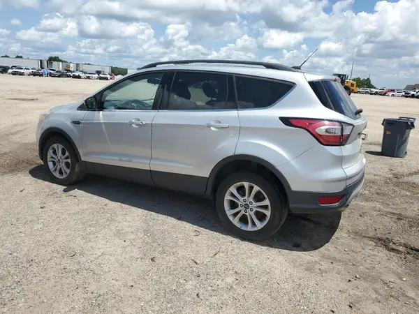 1FMCU0GD8JUA36759 2018 FORD ESCAPE - Image 2