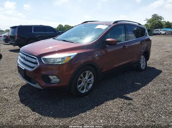 1FMCU0GD8JUA40326 2018 FORD ESCAPE - Image 2
