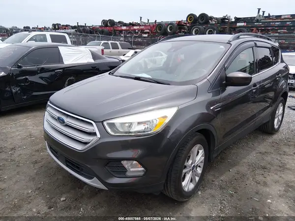 1FMCU0GD8JUA74430 2018 FORD ESCAPE - Image 2
