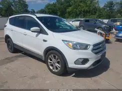 1FMCU0GD8JUA76162 2018 FORD ESCAPE