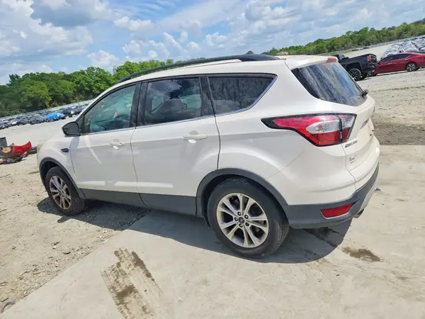 1FMCU0GD8JUA79322 2018 FORD ESCAPE - Image 2
