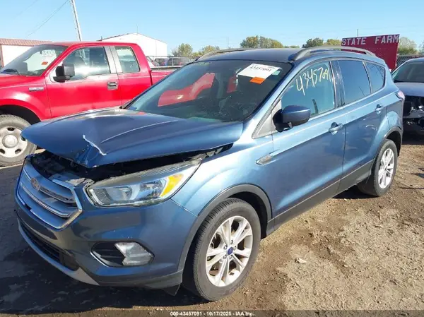 1FMCU0GD8JUA80339 2018 FORD ESCAPE - Image 2