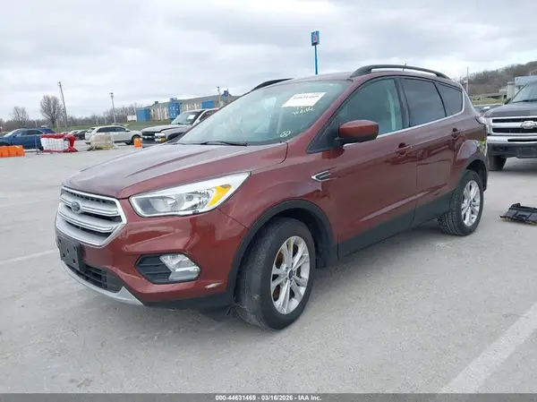1FMCU0GD8JUB04266 2018 FORD ESCAPE - Image 2