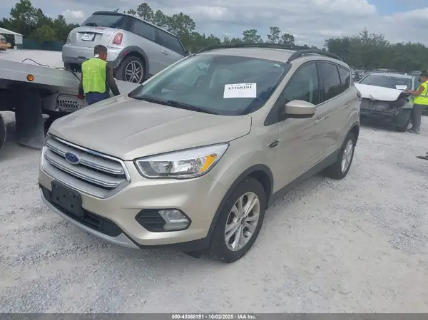 1FMCU0GD8JUB07040 2018 FORD ESCAPE - Image 2