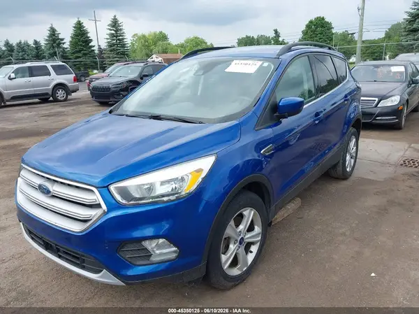1FMCU0GD8JUB09080 2018 FORD ESCAPE - Image 2