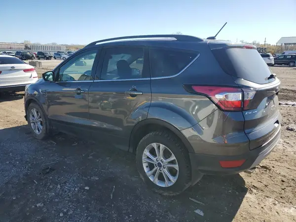 1FMCU0GD8JUB12447 2018 FORD ESCAPE - Image 2