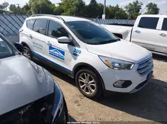 1FMCU0GD8JUB21357 2018 FORD ESCAPE