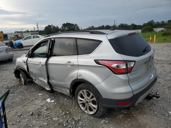 1FMCU0GD8JUB35307 2018 FORD ESCAPE - Image 2