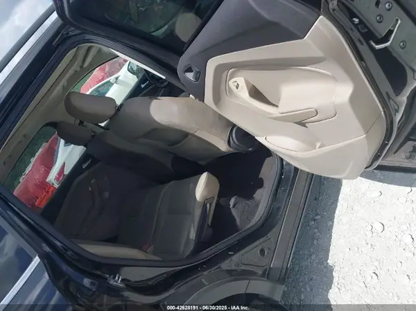 1FMCU0GD8JUB45769 2018 FORD ESCAPE - Image 8