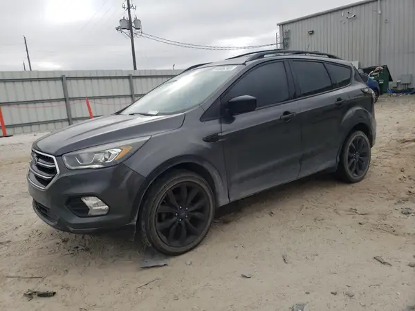 1FMCU0GD8JUB47733 2018 FORD ESCAPE - Image 1