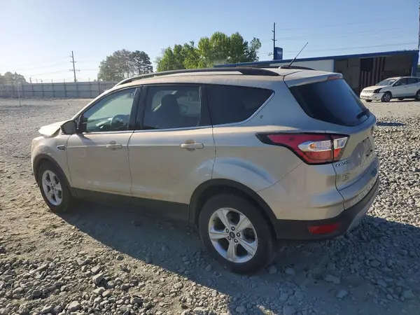 1FMCU0GD8JUB76715 2018 FORD ESCAPE - Image 2