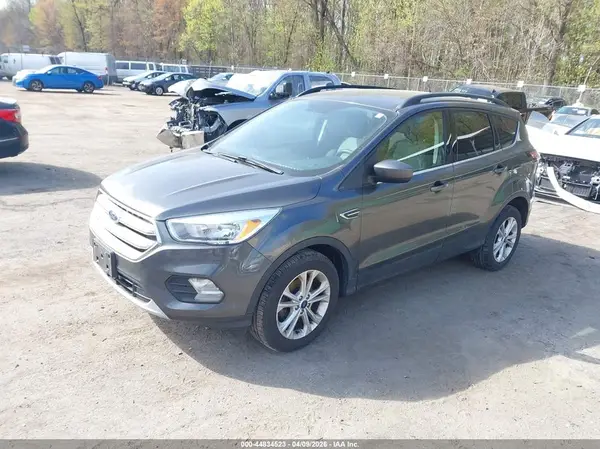 1FMCU0GD8JUB97970 2018 FORD ESCAPE - Image 2