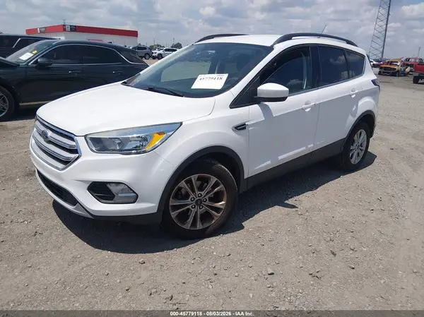 1FMCU0GD8JUC02763 2018 FORD ESCAPE - Image 2