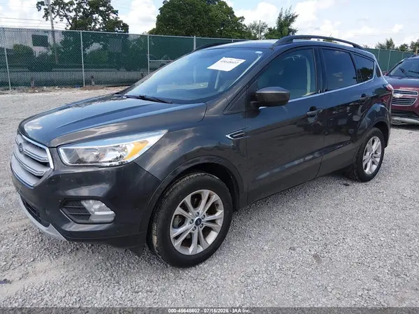 1FMCU0GD8JUC03976 2018 FORD ESCAPE - Image 2