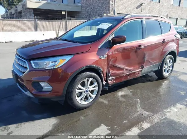 1FMCU0GD8JUC09647 2018 FORD ESCAPE - Image 2