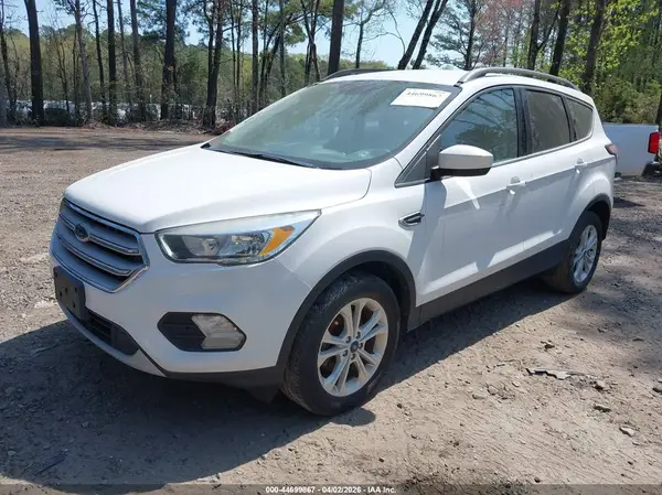 1FMCU0GD8JUC12371 2018 FORD ESCAPE - Image 2
