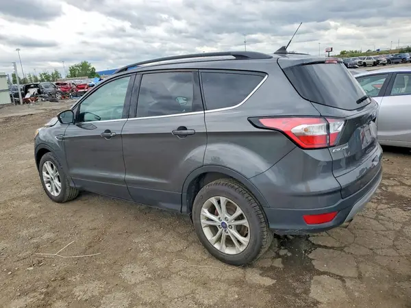 1FMCU0GD8JUC32152 2018 FORD ESCAPE - Image 2