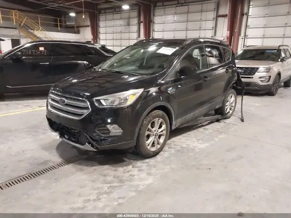 1FMCU0GD8JUC32362 2018 FORD ESCAPE - Image 2