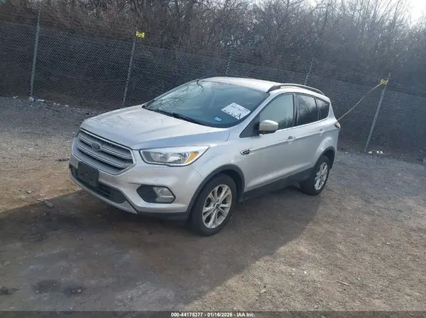 1FMCU0GD8JUC37206 2018 FORD ESCAPE - Image 2