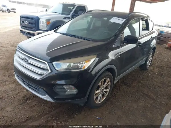 1FMCU0GD8JUC40624 2018 FORD ESCAPE - Image 2