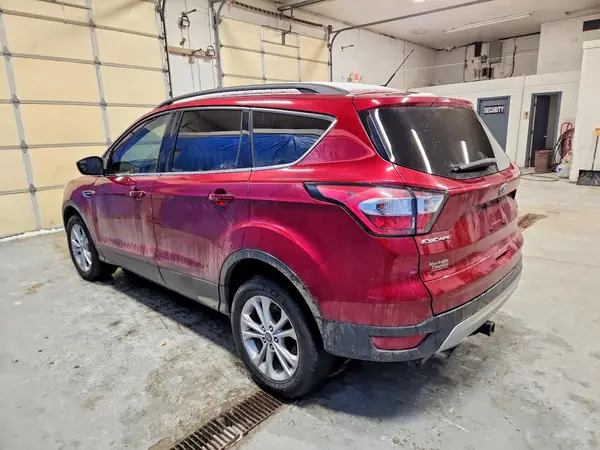 1FMCU0GD8JUC45970 2018 FORD ESCAPE - Image 2