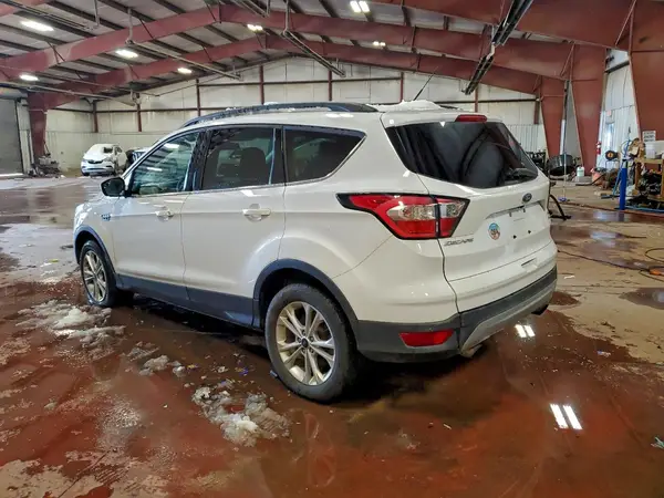 1FMCU0GD8JUC47220 2018 FORD ESCAPE - Image 2