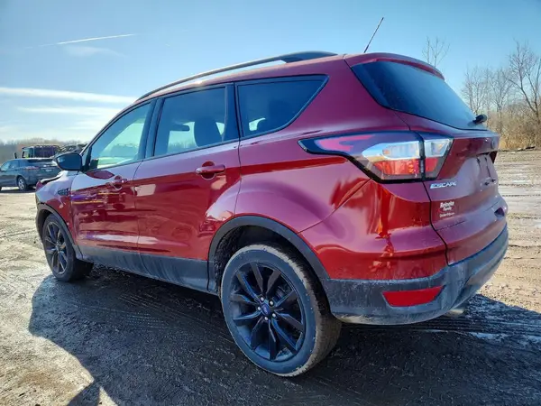 1FMCU0GD8JUC47749 2018 FORD ESCAPE - Image 2