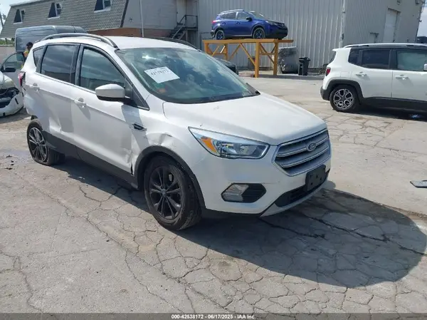 1FMCU0GD8JUC58010 2018 FORD ESCAPE - Image 1