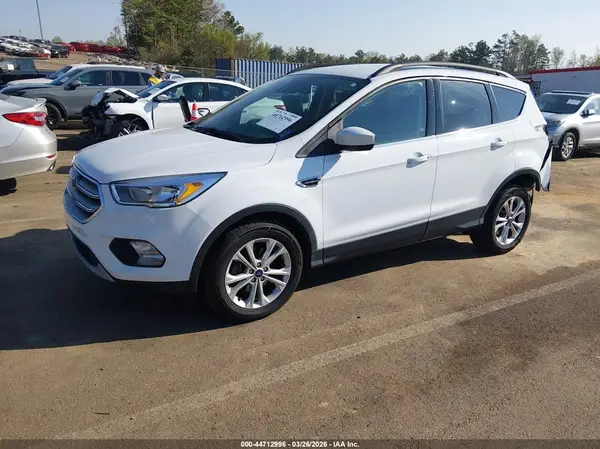 1FMCU0GD8JUC62963 2018 FORD ESCAPE - Image 2