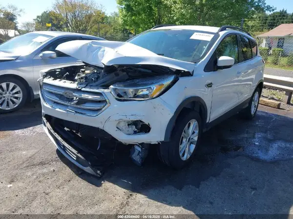 1FMCU0GD8JUC87300 2018 FORD ESCAPE - Image 2