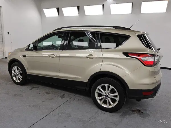 1FMCU0GD8JUC90651 2018 FORD ESCAPE - Image 2
