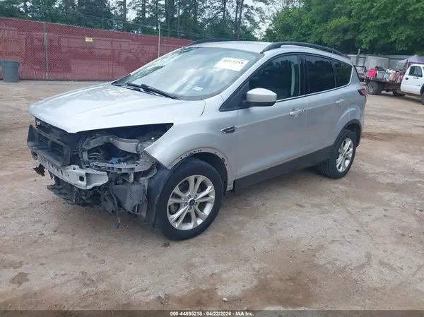 1FMCU0GD8JUD00286 2018 FORD ESCAPE - Image 2