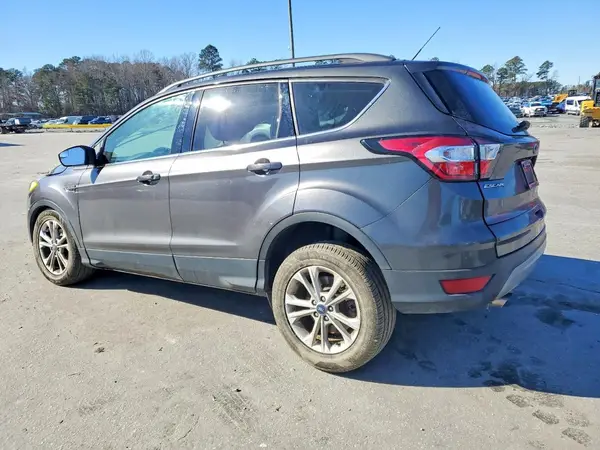 1FMCU0GD8JUD01776 2018 FORD ESCAPE - Image 2
