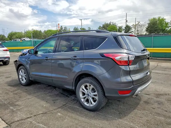 1FMCU0GD8JUD07870 2018 FORD ESCAPE - Image 2