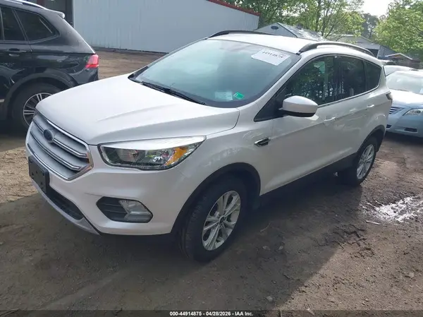 1FMCU0GD8JUD15385 2018 FORD ESCAPE - Image 2