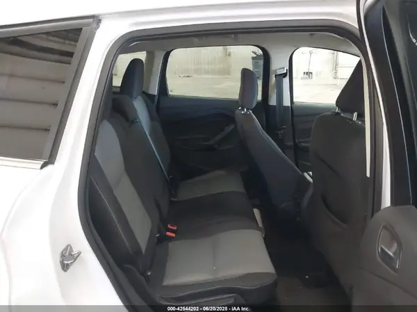 1FMCU0GD8JUD19615 2018 FORD ESCAPE - Image 8