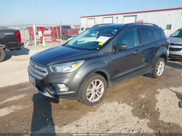 1FMCU0GD8JUD20831 2018 FORD ESCAPE - Image 2