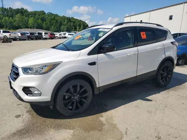 1FMCU0GD8JUD22000 2018 FORD ESCAPE - Image 1