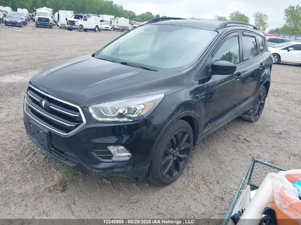 1FMCU0GD8JUD23969 2018 FORD ESCAPE - Image 2