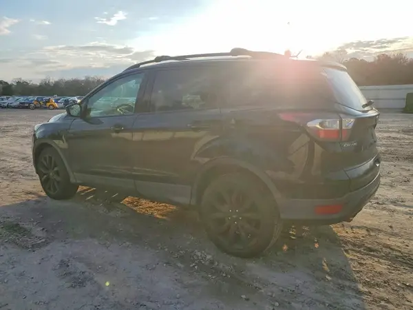 1FMCU0GD8JUD46958 2018 FORD ESCAPE - Image 2