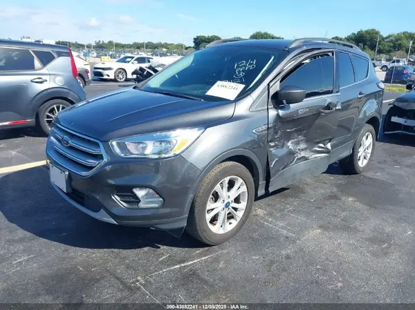 1FMCU0GD8JUD48421 2018 FORD ESCAPE - Image 2