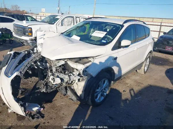 1FMCU0GD8JUD58396 2018 FORD ESCAPE - Image 2