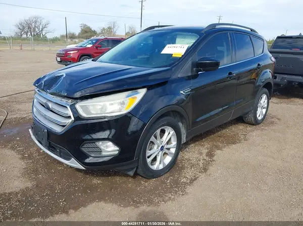 1FMCU0GD8JUD58530 2018 FORD ESCAPE - Image 2