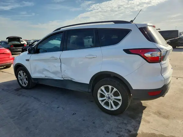 1FMCU0GD8JUD58835 2018 FORD ESCAPE - Image 2