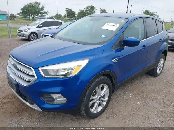 1FMCU0GD8KUA17808 2019 FORD ESCAPE - Image 2