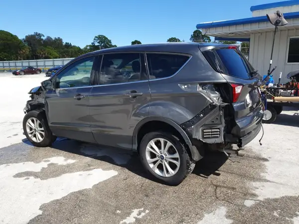 1FMCU0GD8KUA23186 2019 FORD ESCAPE - Image 2
