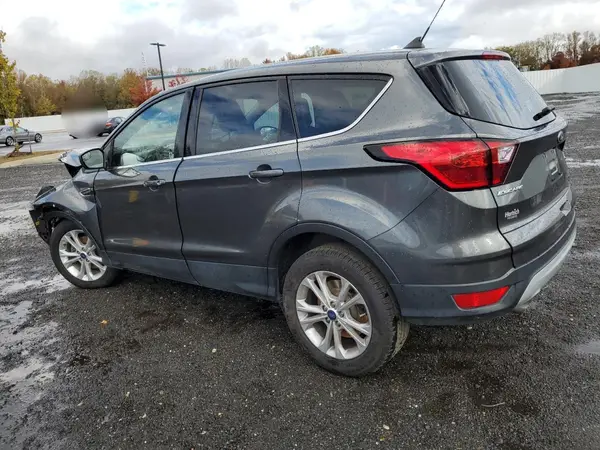 1FMCU0GD8KUA39016 2019 FORD ESCAPE - Image 2
