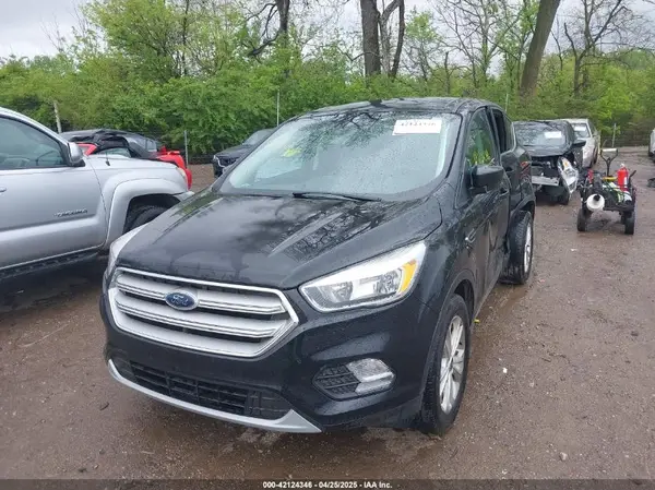 1FMCU0GD8KUA39792 2019 FORD ESCAPE - Image 2